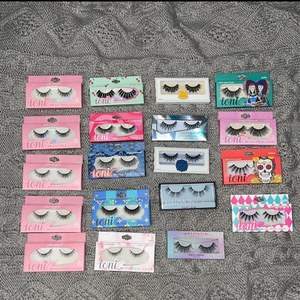 19 pairs of false lashes bundle